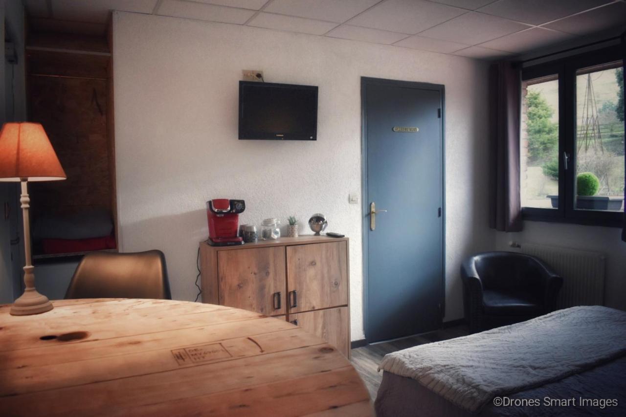L'Eolienne Hotell Rouxmesnil-Bouteilles Exteriör bild